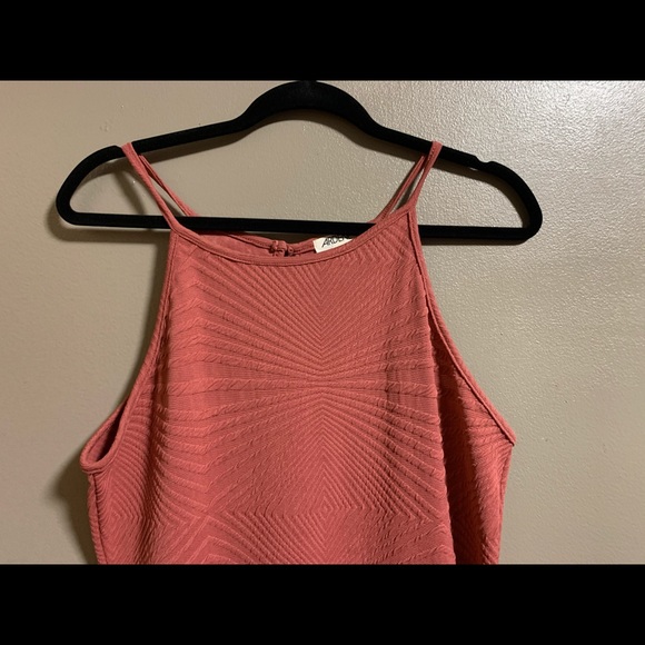 Knee length Dress - Picture 2 of 3